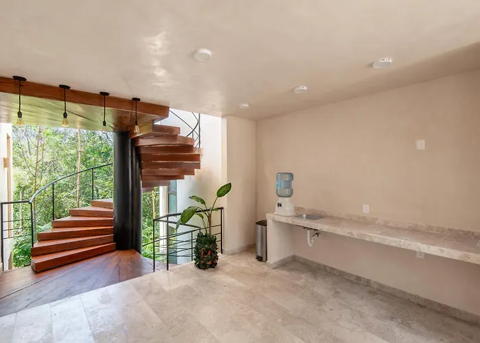 Master Jungle Penthouse With Large Private Terrace - Santuario Boutique